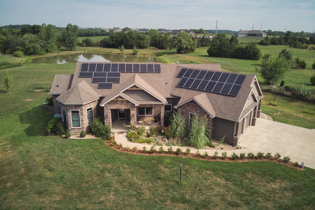 DJI_0475-web Lawrence Solar