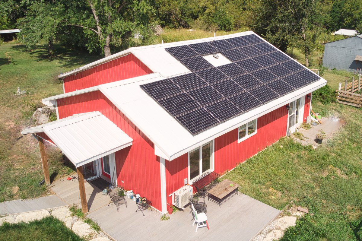 DJI_0505-web Oskaloosa Kansas Solar